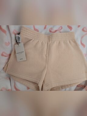 Aritzia Sweatfleece Shorts